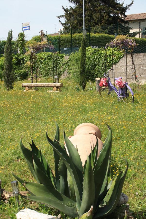 Villa Rossella Castelnuovo del Garda Exterior foto